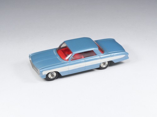 Corgi 235 oldsmobile super - -,