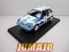 RVQ35 Voiture Rallye 1/24