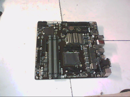 Carte mere gigabyte - carte,