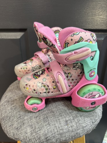 Roller derby roll hello - roller,