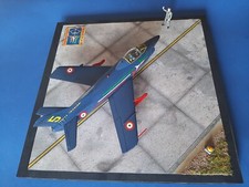 G.91 PAN Frecce tricolori 1/72 Meng  with diorama ( cm 24 x 24 )