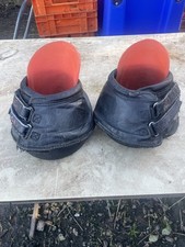 Stivali con zoccoli semplici