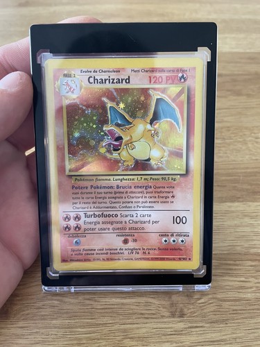 Pokemon card charizard 102 - card,