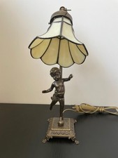 lampada da tavolo stile