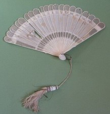 Ventaglio Epoca XIX° Scolpito