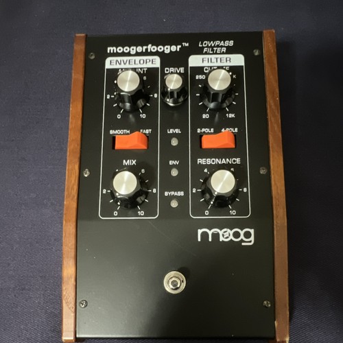 Moog moogerfooger 101 - moog,