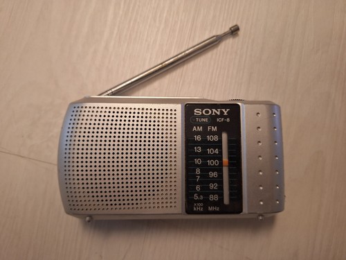 Radio portatile batterie - a,