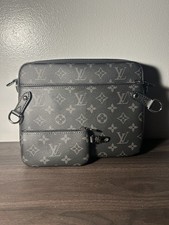 Louis Vuitton Trio Messenger