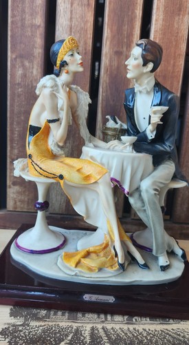 Figurina porcellana di - figurina, in