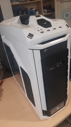 Computer gaming usato
