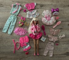 BARBIE VINTAGE LOTTO ABITI ACCESSORI MATTEL ORIGINALE PERFETTO
