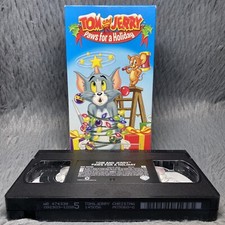 Tom and Jerry - Paws For a