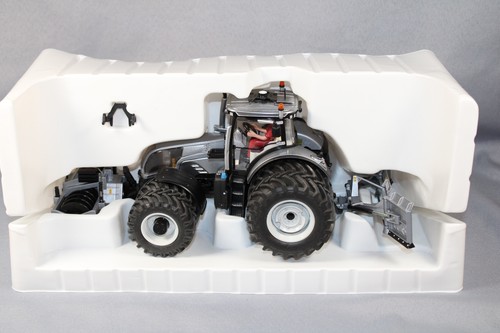 Siku 3281 valtra 352 - valtra,