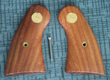 Impugnature in legno per Colt