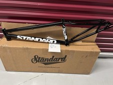 Telaio BMX Corsa Standard 125R 24” Disc Cruiser 22”TT Nero