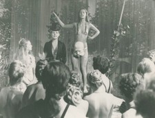 LAURA BETTI TERESA ANN SAVOY