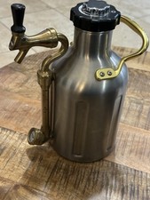 GrowlerWerks UKeg 64 oz