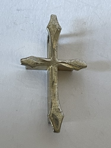 Antico ciondolo croce