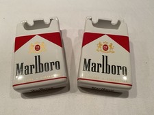 Marlboro, 2 x posacenere