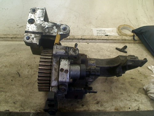 Pompa gasolio renault laguna - pompa,