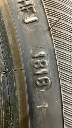 Gomme 225 40 18 -  4,