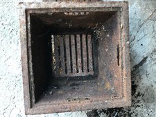 Fornacetta ghisa camino o braciere da incasso in muratura quadrato 22 x 22 cm 