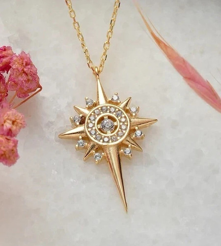 Collana con ciondolo croce