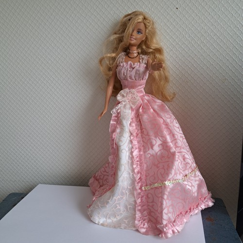 Lot poupées barbie - 3,