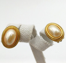 ORECCHINI CLIP VINTAGE '60/70 - OVALE CON CABOCHON PERLA