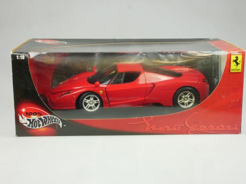 Hot wheels enzo ferrari - hot, 1/18