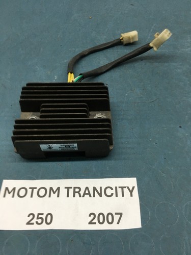 Regolatore tensione motom - regolatore,