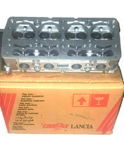 Gruppo Testata Cilindri Motore