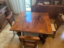 TAVOLO CON SEDIE E MOBILE SALA DA PRANZO