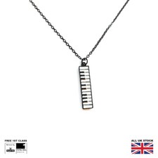 Collana con ciondolo tastiera