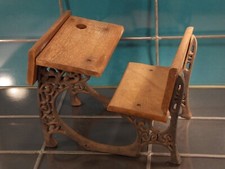 antica sedia per bambole banco