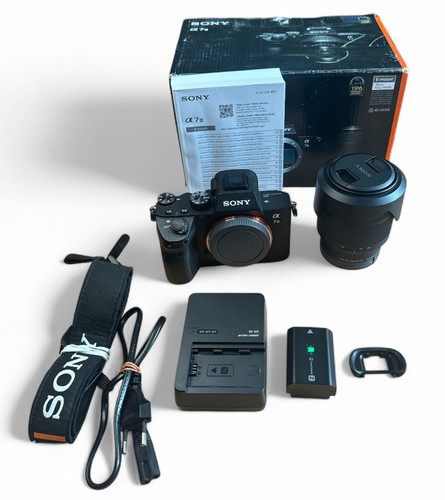Sony alpha iii kit - iii, mm