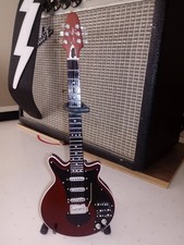 BRIAN MAY (Queen)- Chitarra