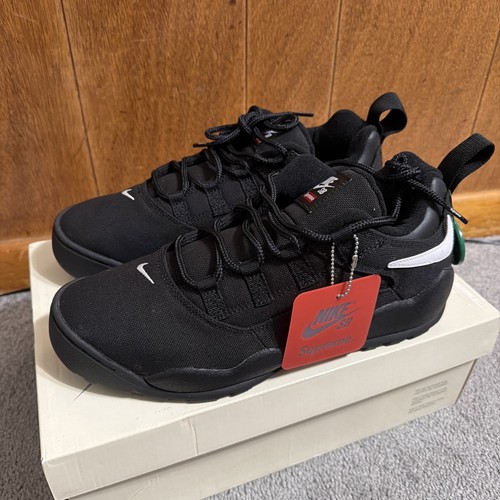 Nike darwin low supreme - darwin,