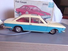 Anker. Fiat  124 sport Lungh. cms 28  scala 1/18? Made in DDR