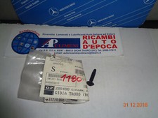 Q0002711V001000000 VITE FISSAGGIO PARTE FRONTALE ANTERIORE SMART FORTWO R450