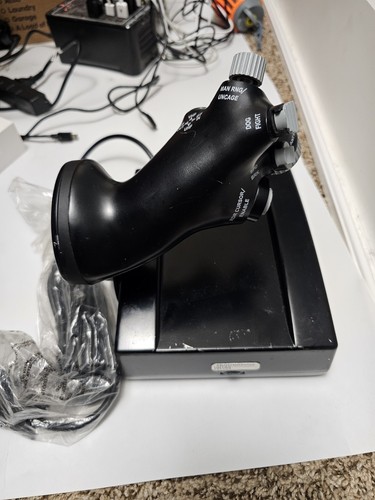 Thrustmaster hotas cougar - thrustmaster,