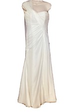 EUC PRONOVIAS ONE SHOULDER