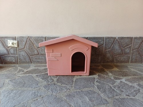 Cuccia resina per animali - in,