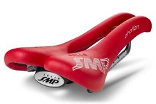 Sella Selle SMP Drakon con guide in carbonio (rosso)