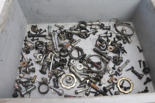 Viti peugeot satelis 125 - -,