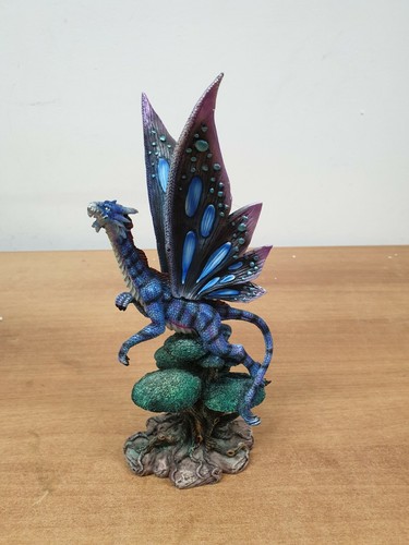 Dragon dragons drago draken - dragons,