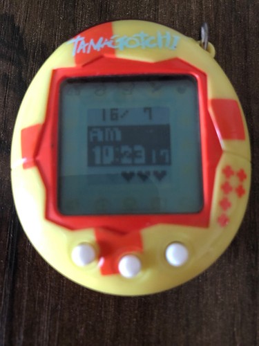 Tamagotchi wiz bandai giallo - tamagotchi,