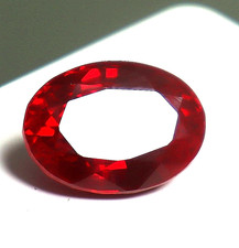 Pietra preziosa sciolta - pietra,