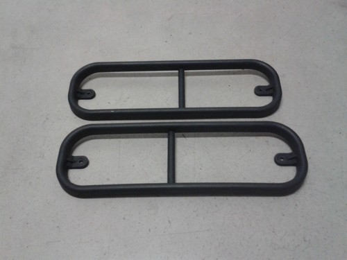 Griglie plastica fanalini - in,