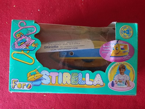 Giocattolo vintage bimba - bimba, ferro
